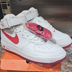 Nike Air Force 1 Mid